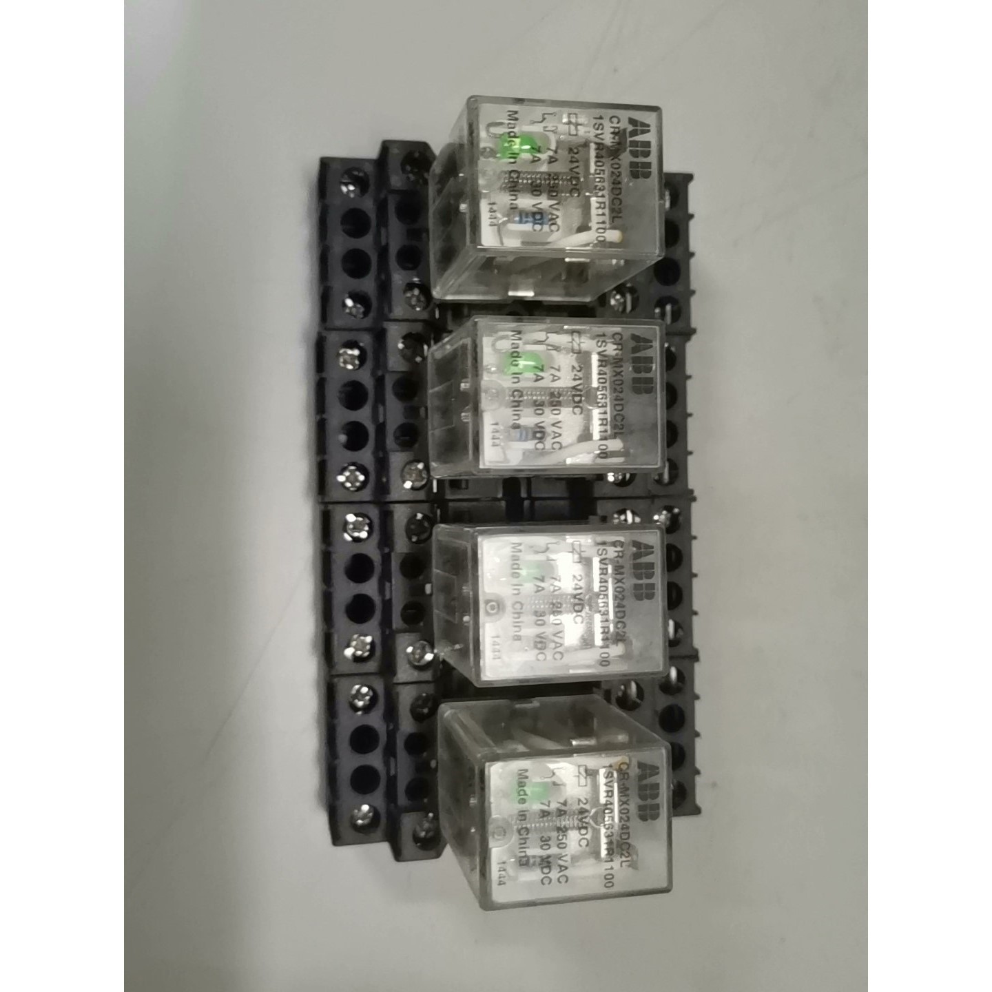 CR-MX024DC2L  DC24V    继电器