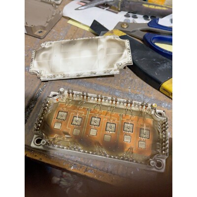 fs75r12ke3g、正付极有一组拆断丝了.模块功能正常.