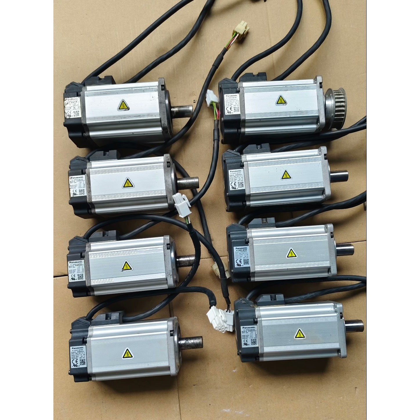 成色漂亮拆机a5伺服电机400W,MHMD042G1C,