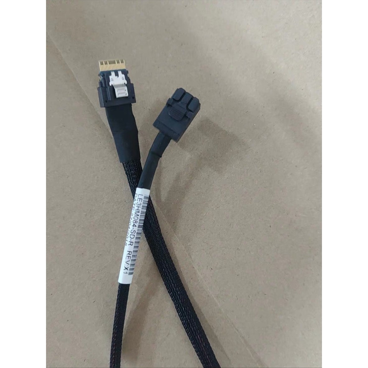 8654-4i转8643 浪潮服务器拆机  U2转接数据线