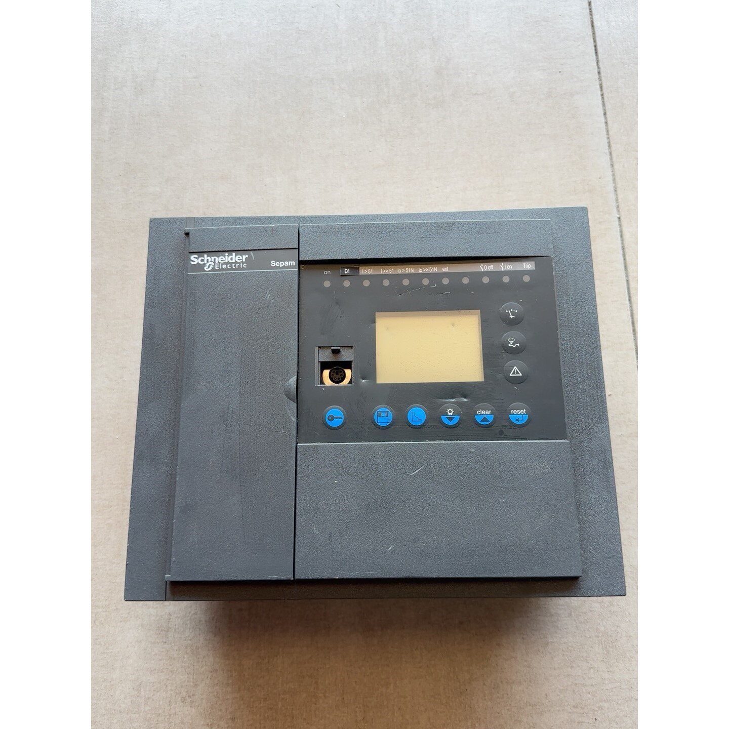 Sepam59704综合继电保护装置SEP383