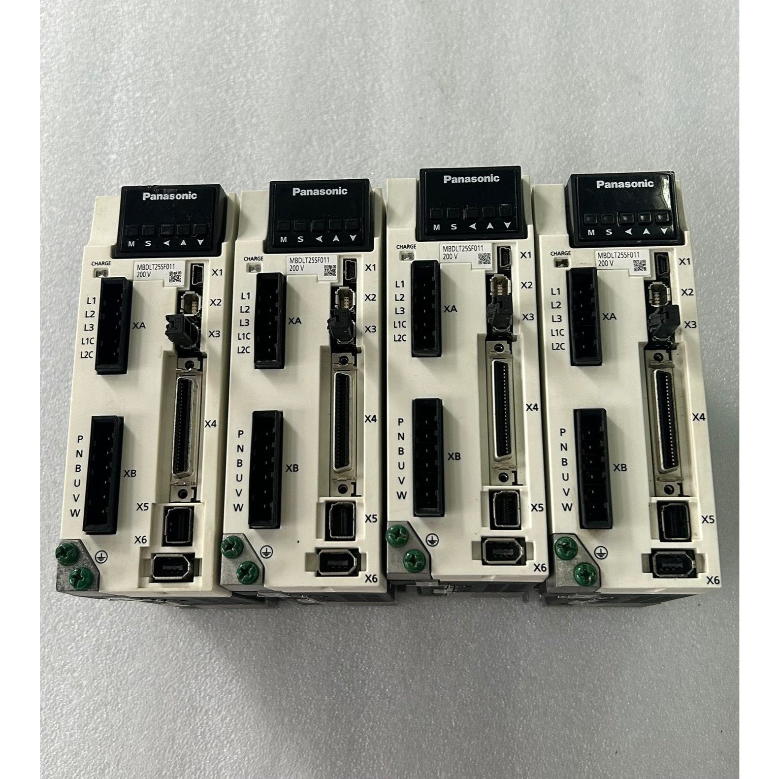 9新A6 400w伺服驱动器MBDLT25SF011,原