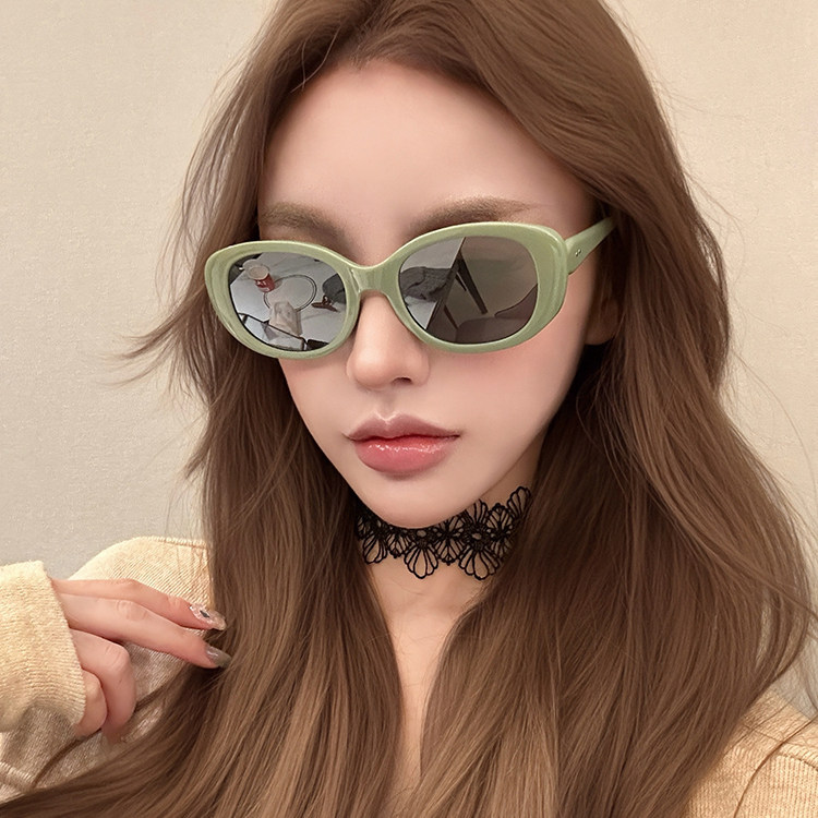 复古椭圆猫眼辣妹gm太阳镜女2025新款防晒奶油绿网红时髦近视墨镜