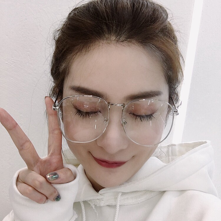 网红王柳雯同款显脸小护目眼镜