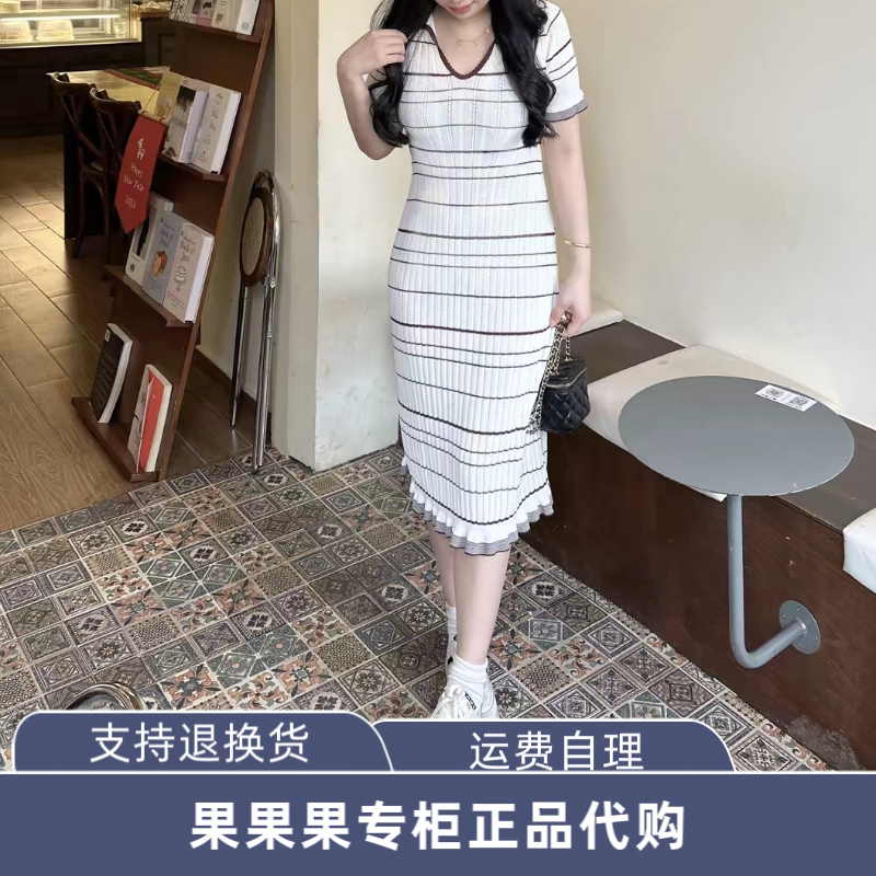 126146002 ONL【条纹花边】2026夏季V字翻领中长款针织连衣裙新款