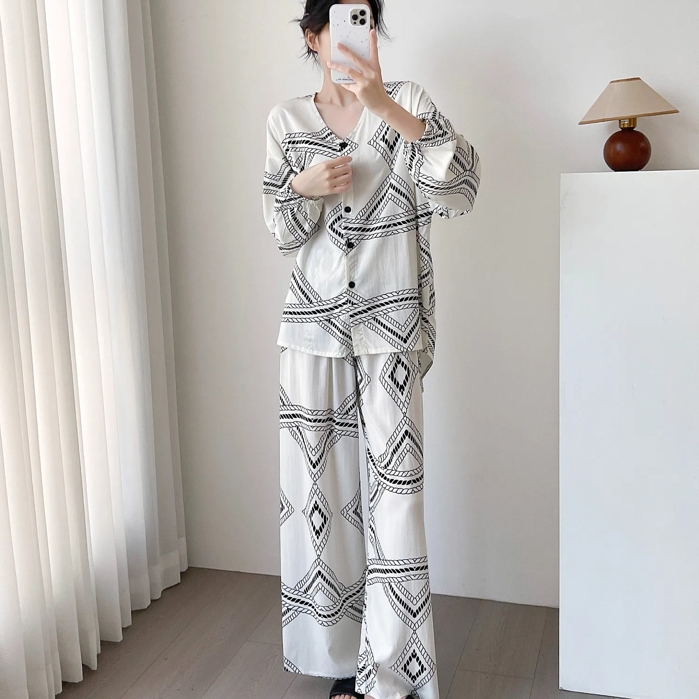 夏季棉绸黑白几何开衫睡衣套装