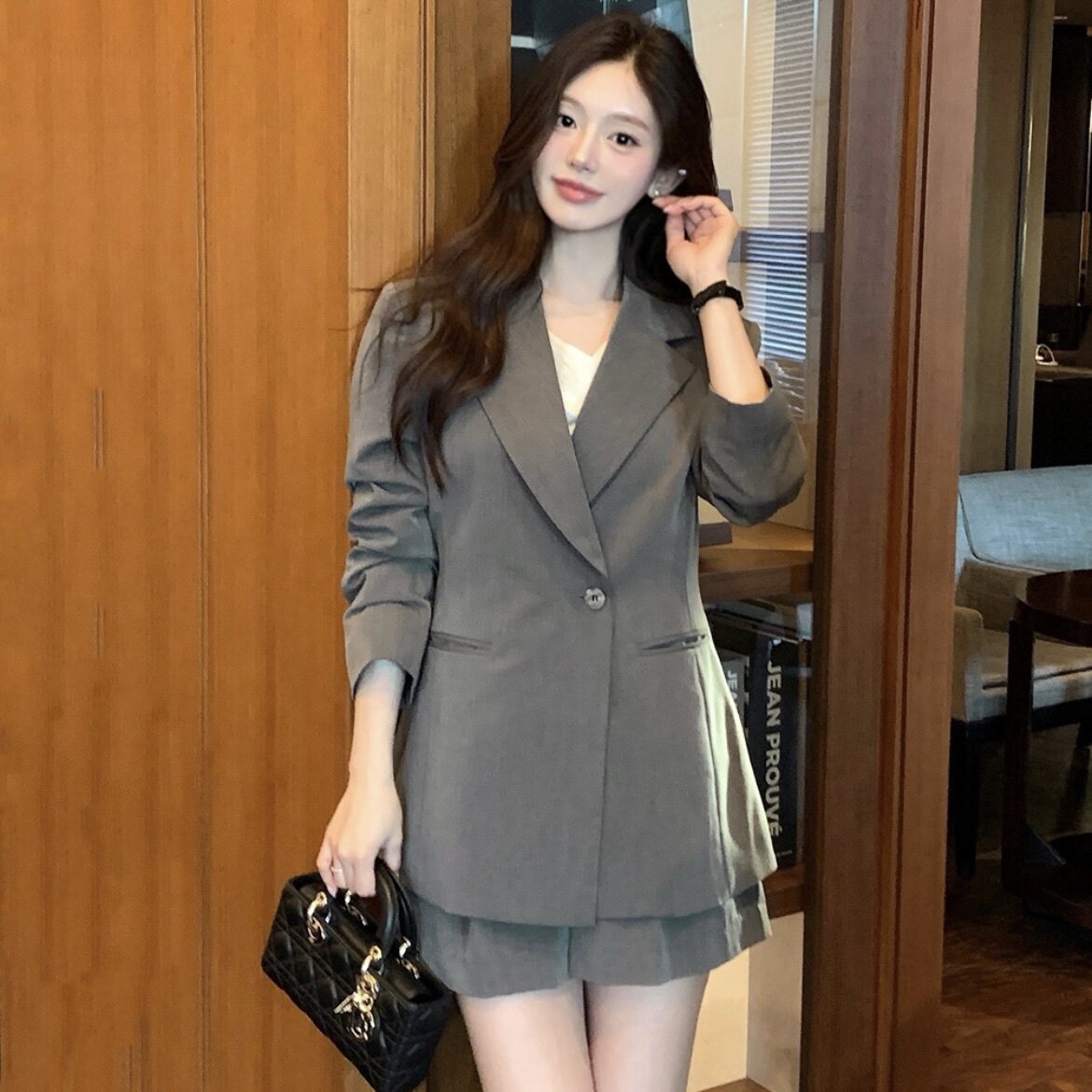 春秋高级感灰色西装+短裤套装女attrangs韩国代购通勤休闲两件套