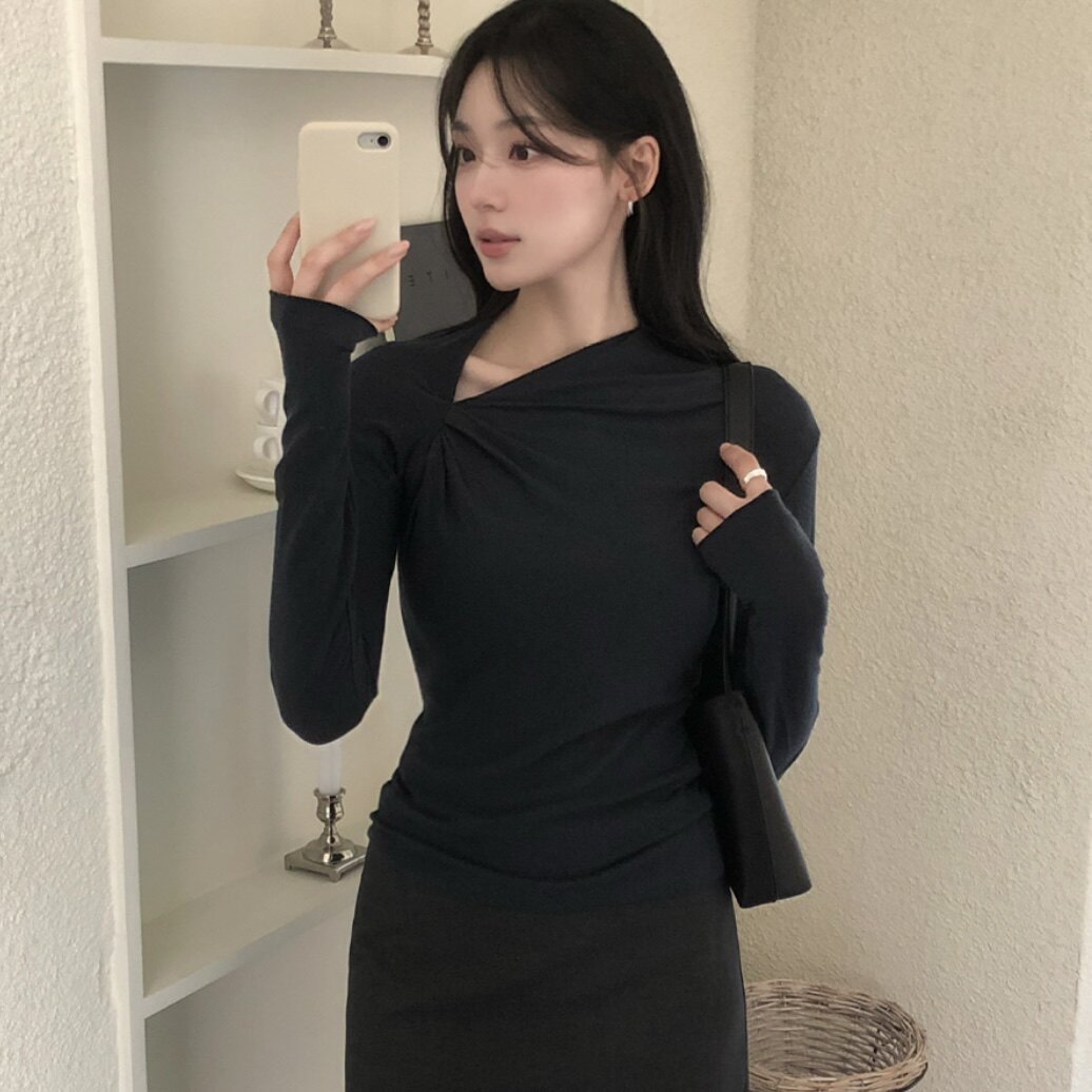 韩国reine正品设计感t恤斜露锁骨女式官网代购夏秋季修身外穿上衣