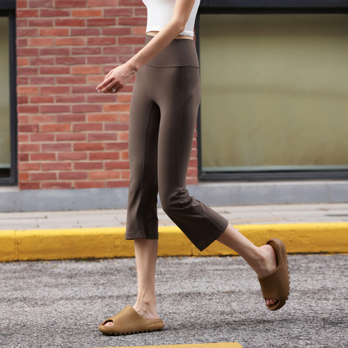 Beemen微喇高腰健身喇叭7分长裤