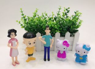 过家家玩具大头儿子小头爸爸围裙妈妈KT猫卡通塑料玩具儿童礼物