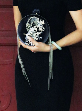 kk9_原创设计复古龙图腾圆包包流苏包单肩斜挎包手提包手拿女包邮