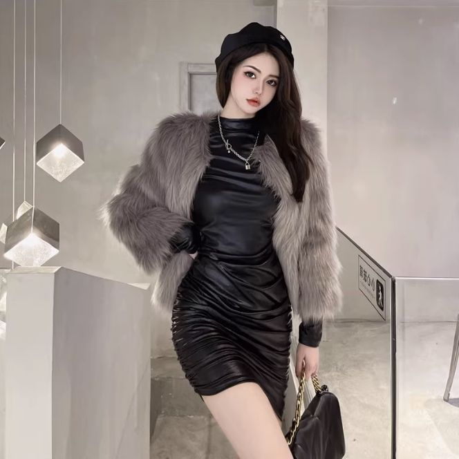 复古炸街黑色pu皮连衣裙女2025秋冬新款气质收腰包臀打底短裙