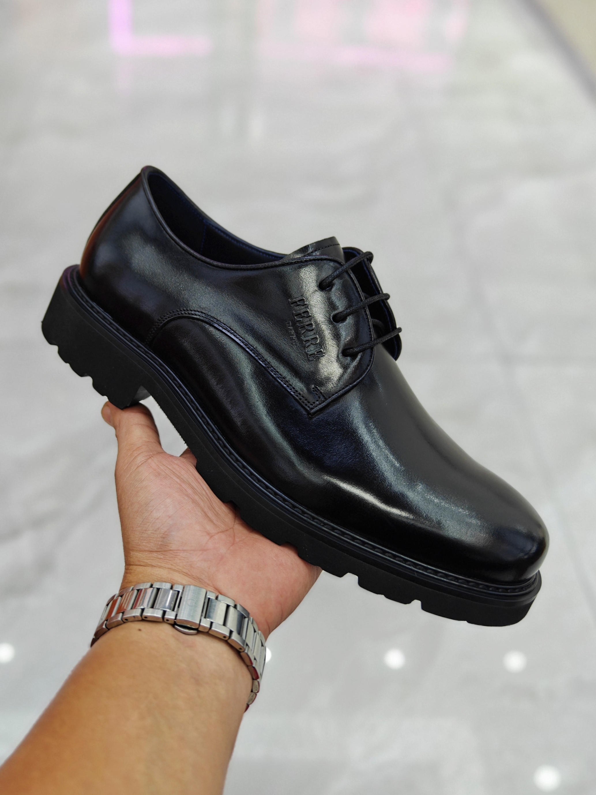 费雷 丹奴马臀皮正装商务皮鞋休闲轻底系带宽脚圆头婚宴会男士鞋