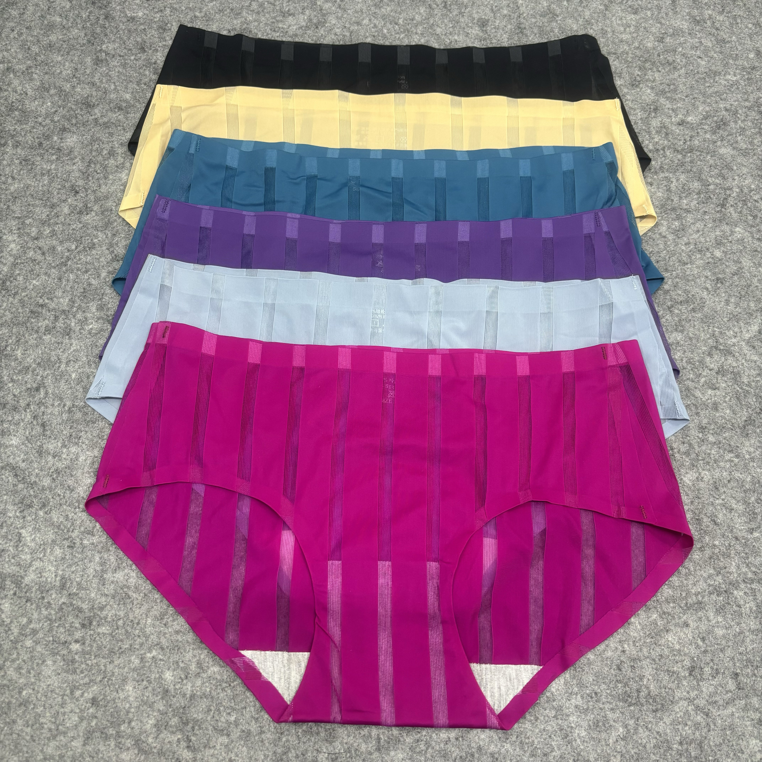 外贸清仓低腰镂空冰丝内裤女网纱透气抗菌裆性感无痕女士三角短裤