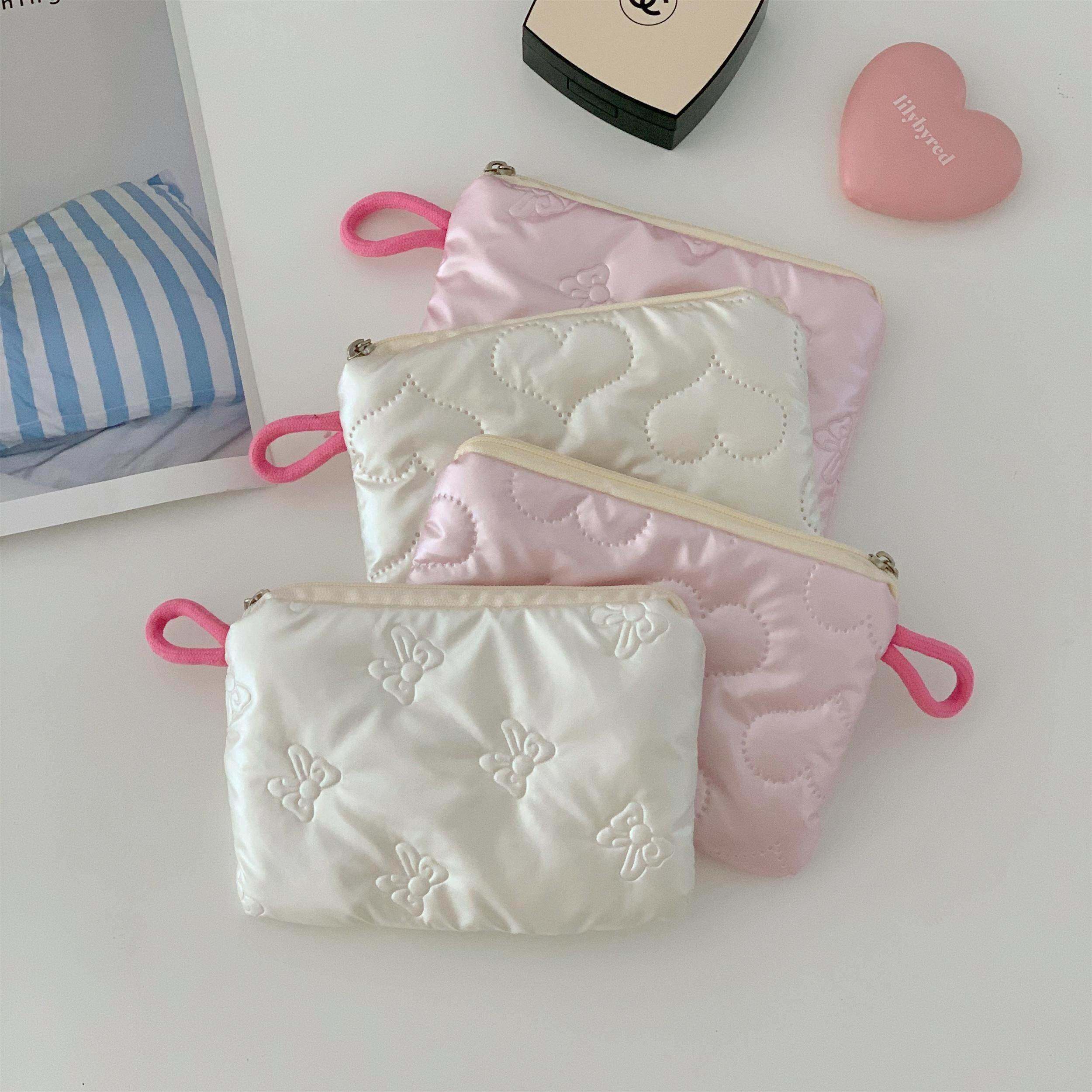 ins风小众绗缝零钱包女迷你便携收纳袋多功能手拿包随身卫生巾包