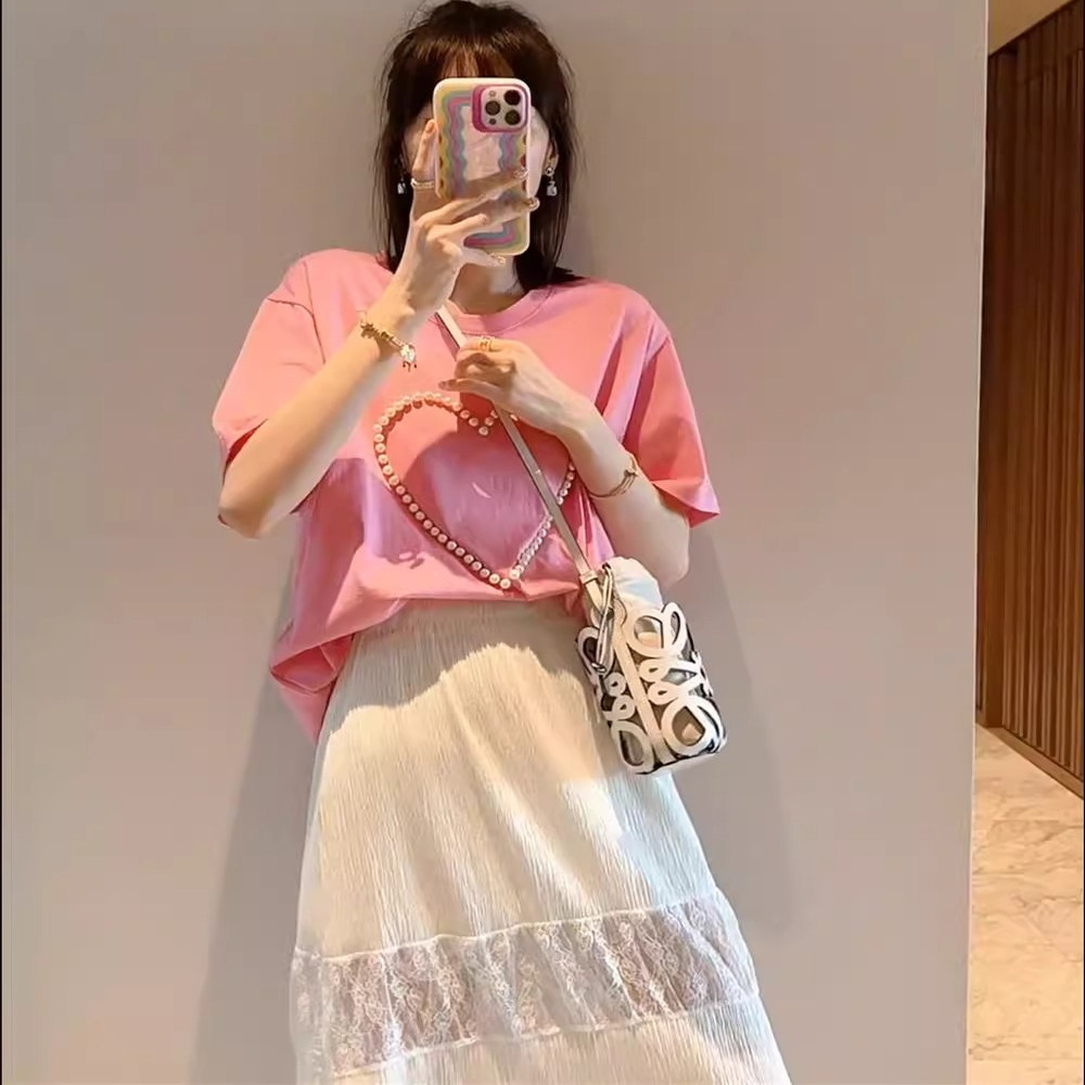 早春新款女装大码胖mm立体钉珠爱心粉色简约T恤短袖圆领直筒上衣