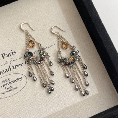 然后我们跳舞了水晶流苏耳饰耳夹