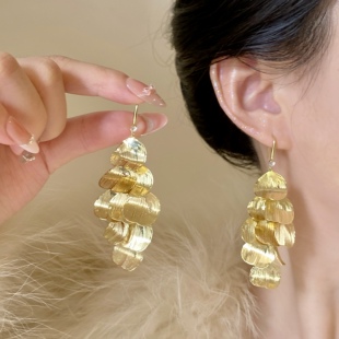 「伯利兹晚宴」镂空花瓣流苏耳环轻奢高级感复古时尚耳饰设计感