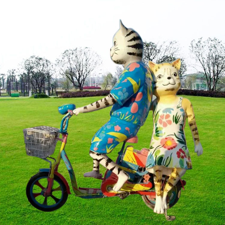 石膏定制叮当猫功夫熊猫雕像动漫