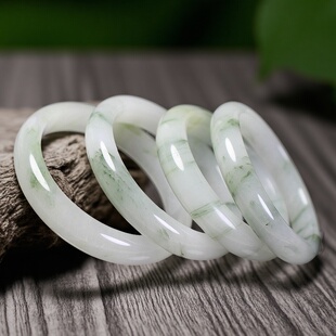 天然天山翠手镯女款高冰飘花玉镯新疆玉石扁条镯子生日礼物金丝玉