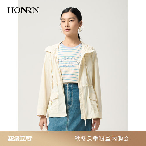 红人简约宽松连帽收腰风衣女