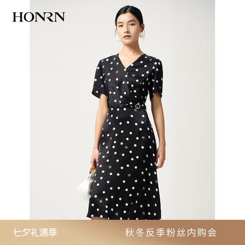 红人夏季桑蚕丝波点V领连衣裙