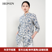 上衣女夏款 HONRN 红人休闲气质小众设计感印花立领衬衫 HH22OC755