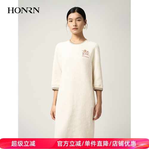 HONRN/红人提花圆领直筒连衣裙