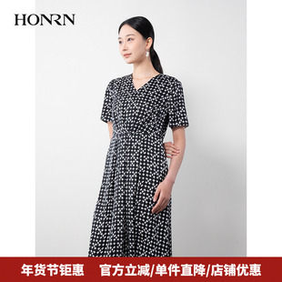 HONRN/红人黑白色印花v领短袖收腰显瘦a字连衣裙女夏HH22OL645