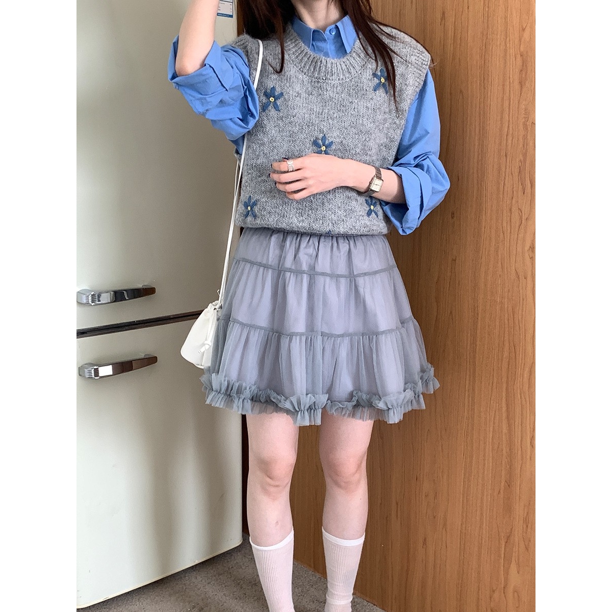 花边a字短裙子2025秋季新款韩系芭蕾风网纱半身裙女ce72