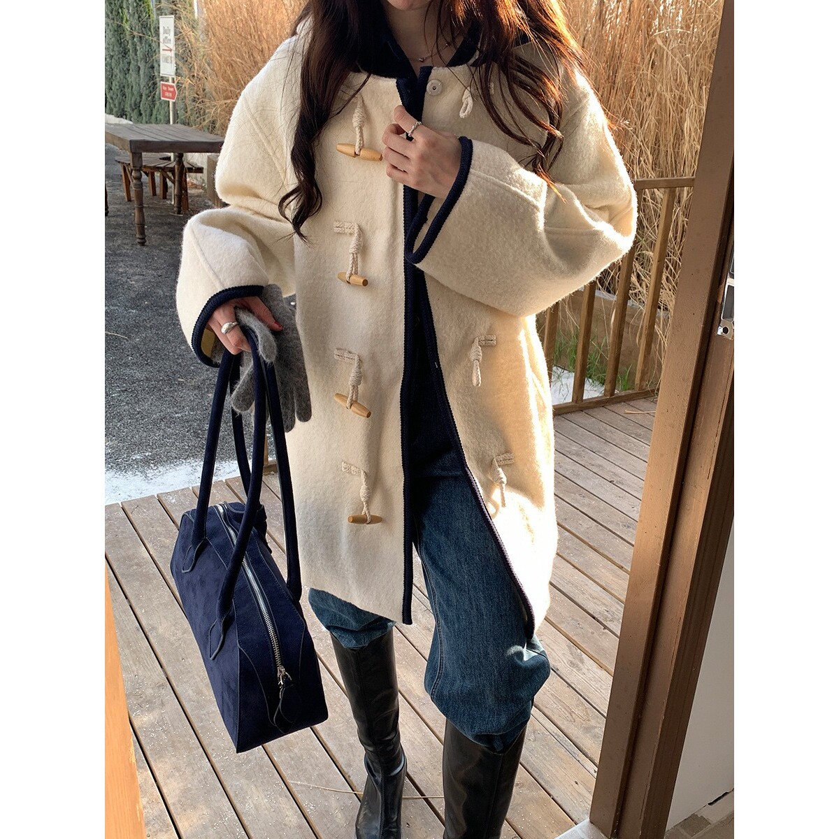 女装牛角扣羊毛大衣女冬季2025新款韩版宽松百搭连帽毛呢外套ce02