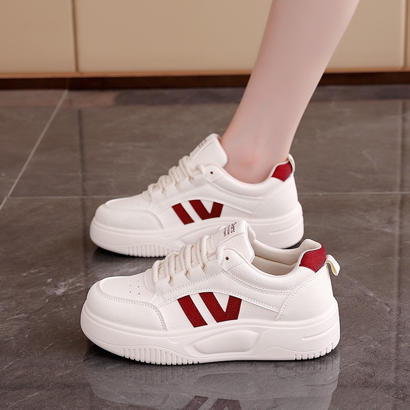 女鞋踩屎感防滑2025爆款春季小白鞋休闲耐磨不累脚百搭运动鞋kl41