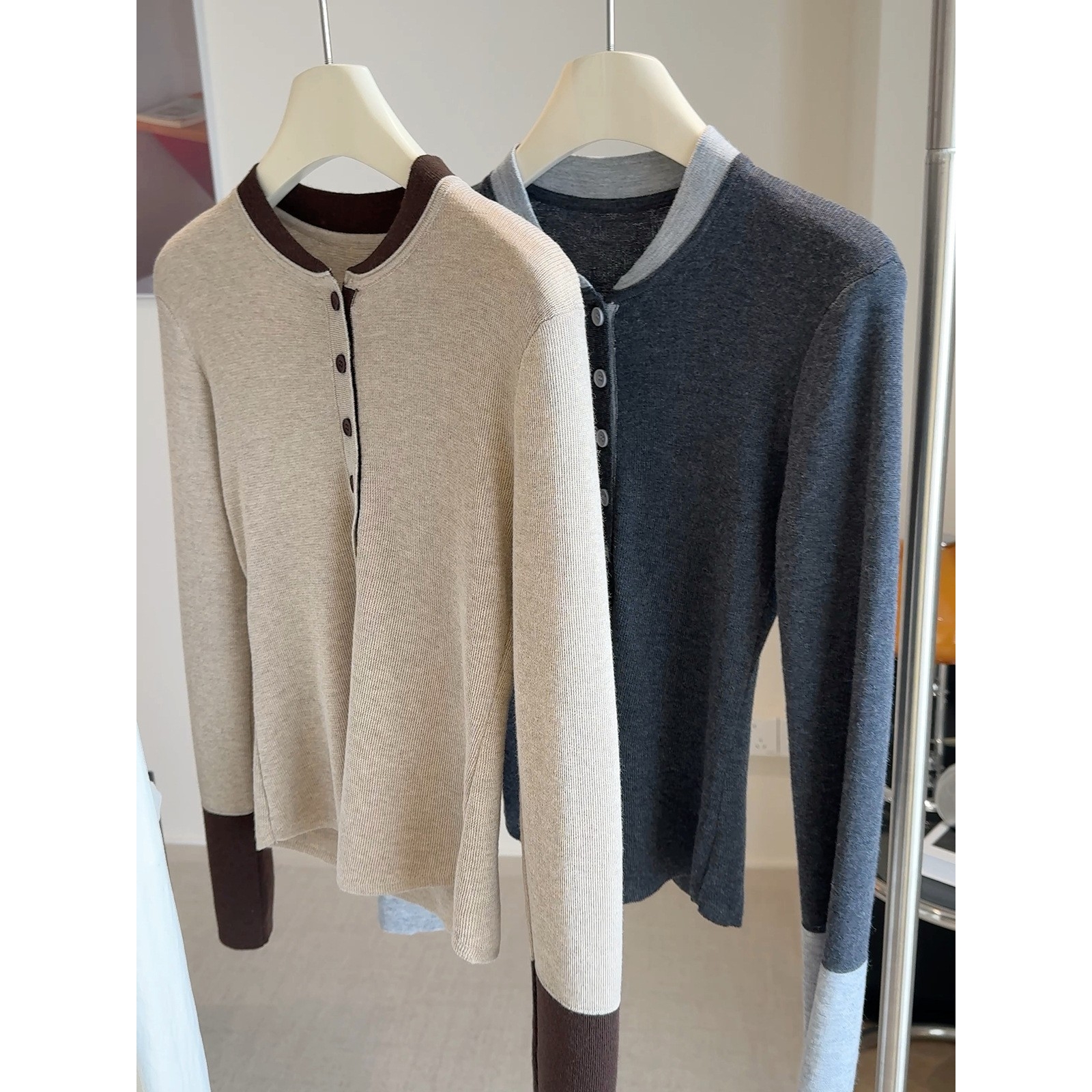 假两件拼接长袖针织T恤衫女早秋设计感打底衫修身内搭灰色上b168