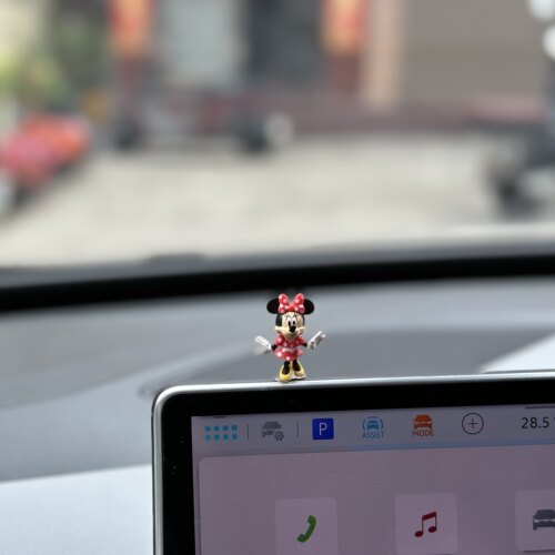 米妮汽车中控台摆件可爱卡通公仔车载装饰车内摆设