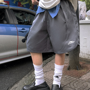 Aurocean 复古少年运动短裤 立体廓形剪裁清凉速干银灰色五分裤