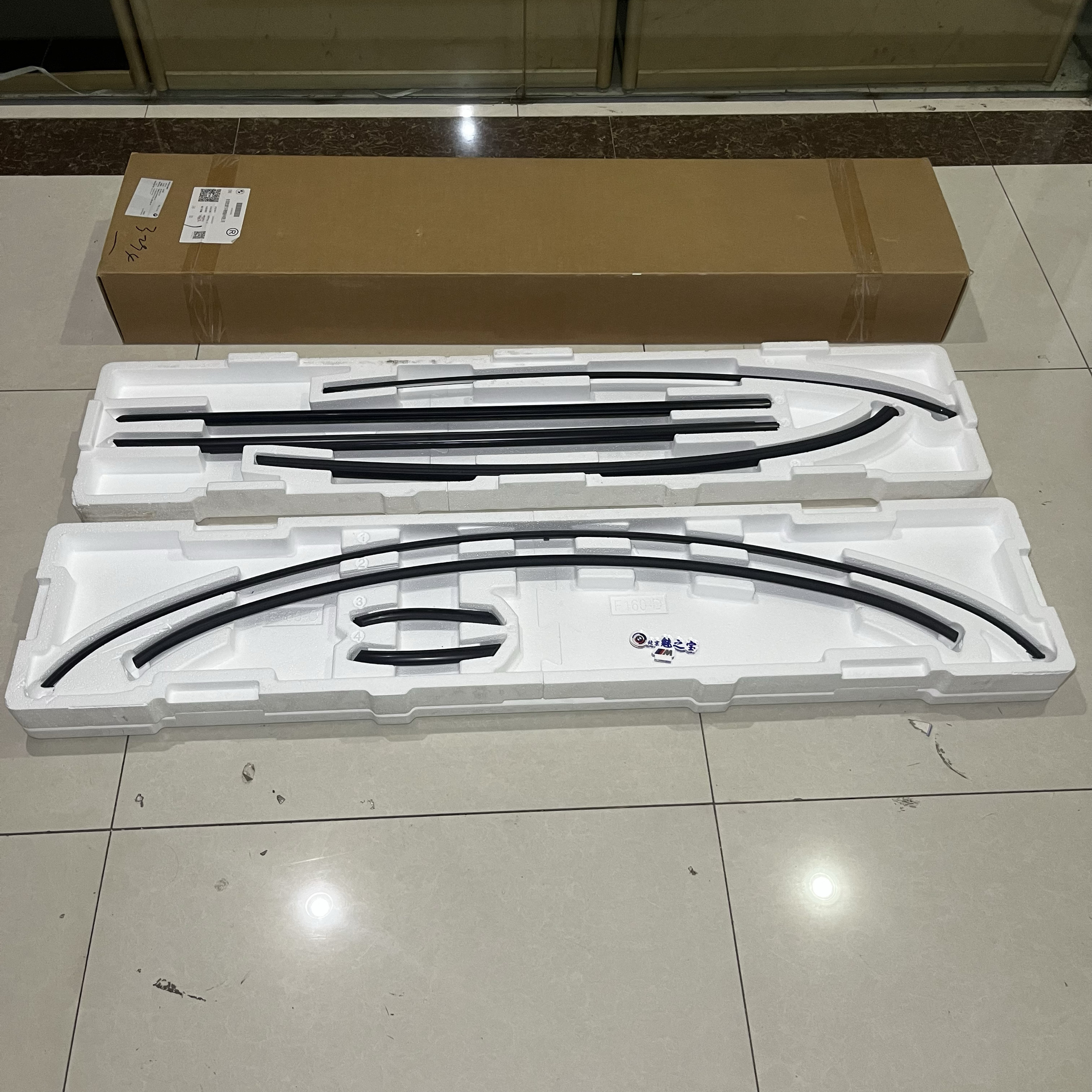 BMW宝马迷你车F56车窗压条玻璃装饰条黑化腰线