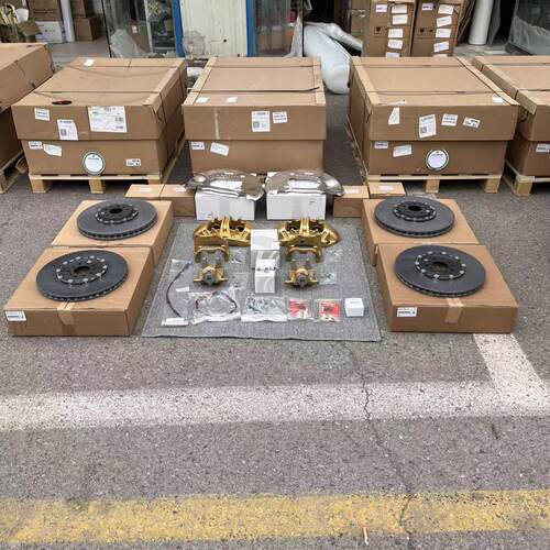 宝马新款原厂正品陶瓷刹车盘片