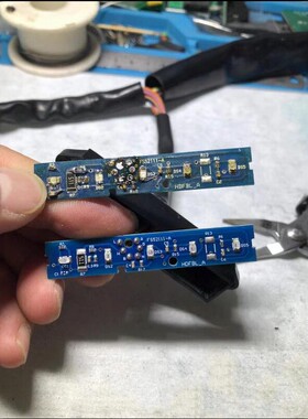 适用于哈雷883 X48 1200 72肥仔突破者街霸档位仪表指示灯电路板