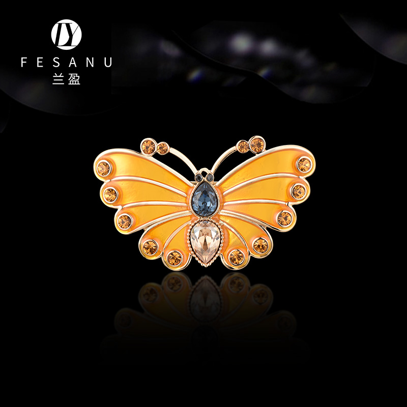 兰盈蝴蝶水晶胸针轻奢小众胸花