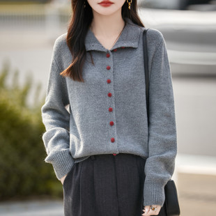 撤柜老钱风高领彩扣针织开衫女毛衣外套新款法式高端加厚保暖打底