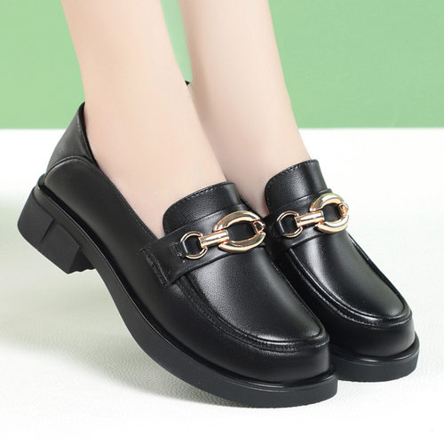 德国妈妈鞋子软底春秋款单鞋中年中老年低跟女士皮鞋春季软皮乐福