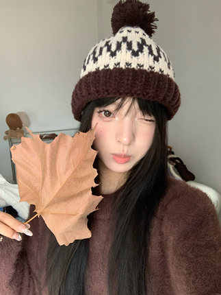 韩国ins毛球宽松针织帽子女冬季保暖护耳卷边毛线帽大头围尖尖帽