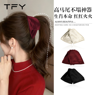 红色小号三角抓夹女高级感2026新款高马尾发夹饱满后脑勺鲨鱼夹子