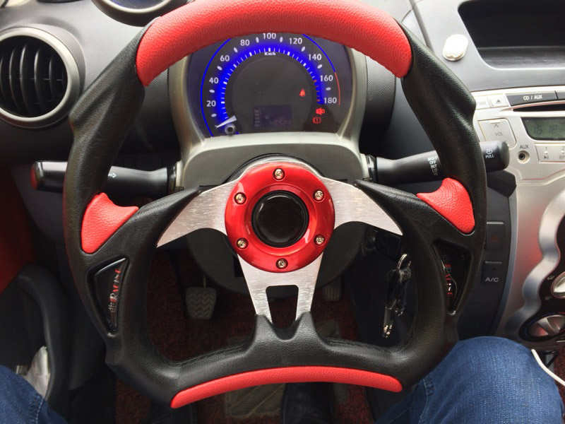 竞技赛车方向盘小方向盘13寸仿赛车方向盘改装 通用刀锋方向盘