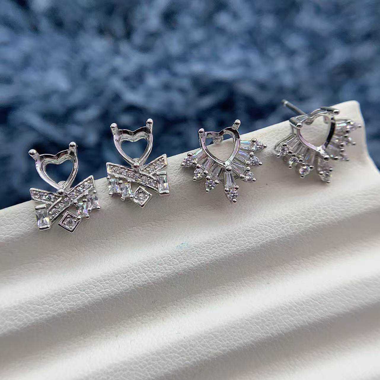 S925纯银耳钉空托心形6*6mm轻奢钻石闪亮石榴石水晶镶嵌底托饰品