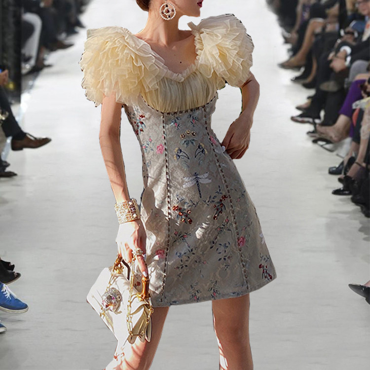 初恋系油画艺术感少女法式复古网纱拼接立体提花A字连衣裙女名媛