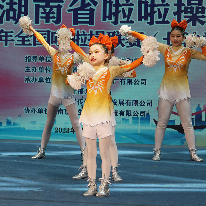 儿童啦啦操比赛服啦啦队服竞技健美操服装体操服学生新款25团男女