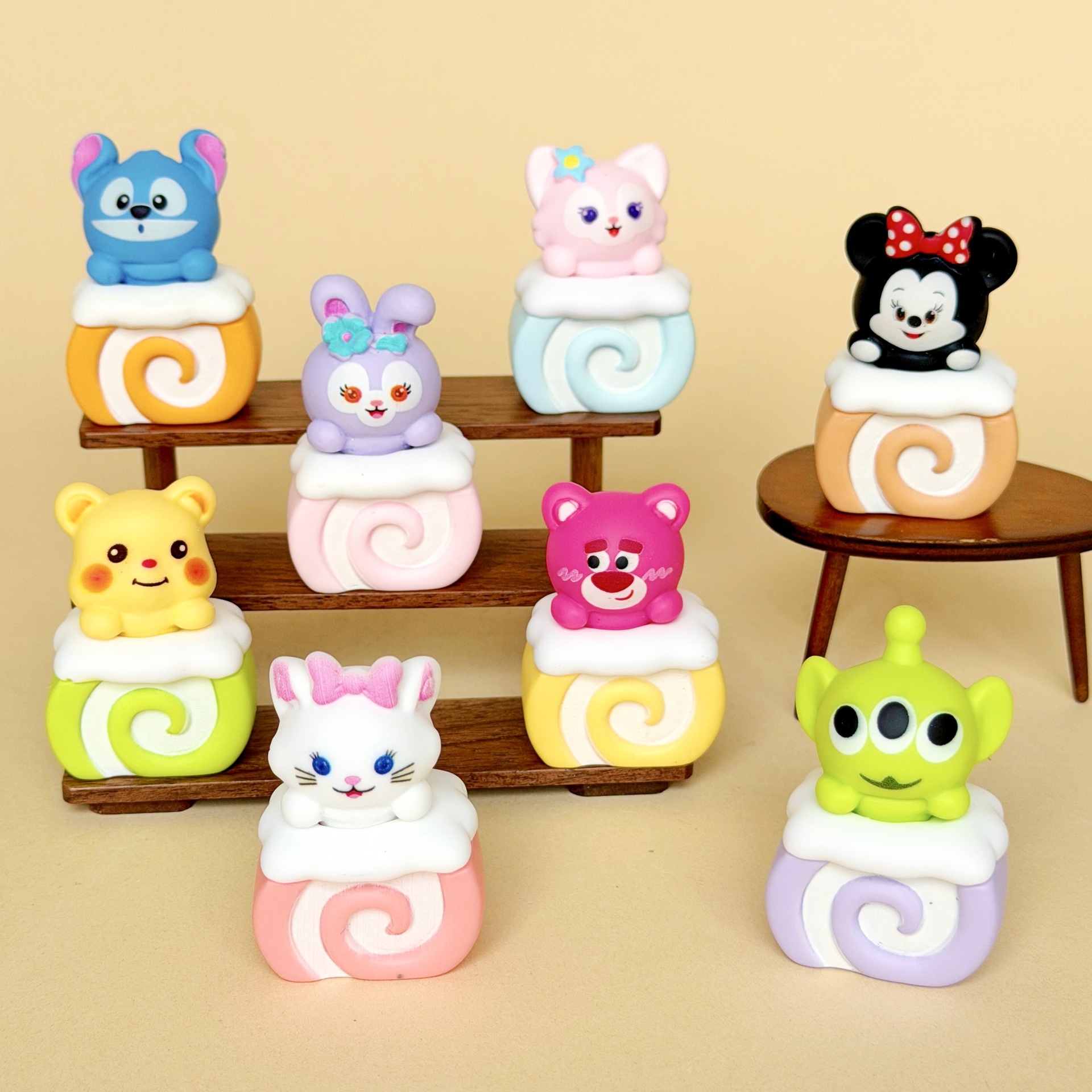 可爱迪迪蛋糕卷盲袋萌粒