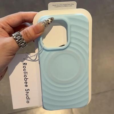 苹果简约个性肤感磁吸手机壳防摔