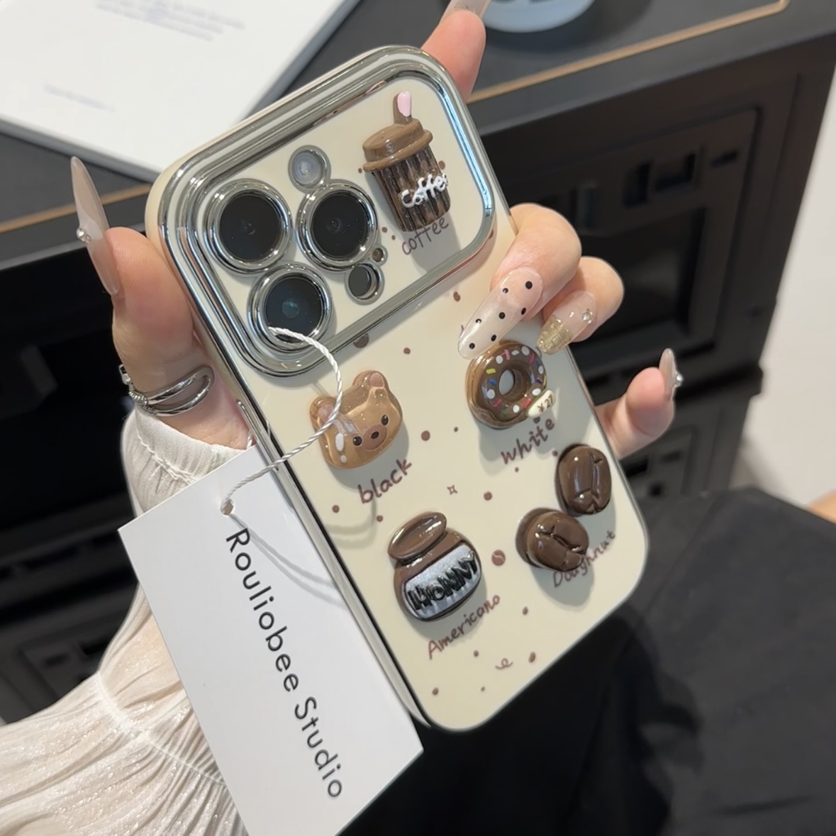 咖啡小熊适用红米k60手机壳女款opporeno11软壳小米14硅胶vivos18pro小众荣耀100防摔苹果15保护套华为pura70